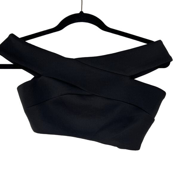 Fame and Partners Crop Top In Black Size 0 - Picture 1 of 4